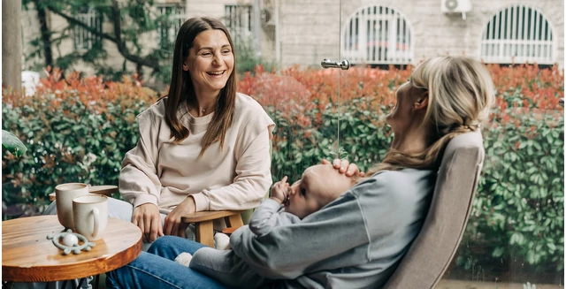 Asszonyok, közösségbe! Egyetlen anyának sem kéne magányosnak lennie